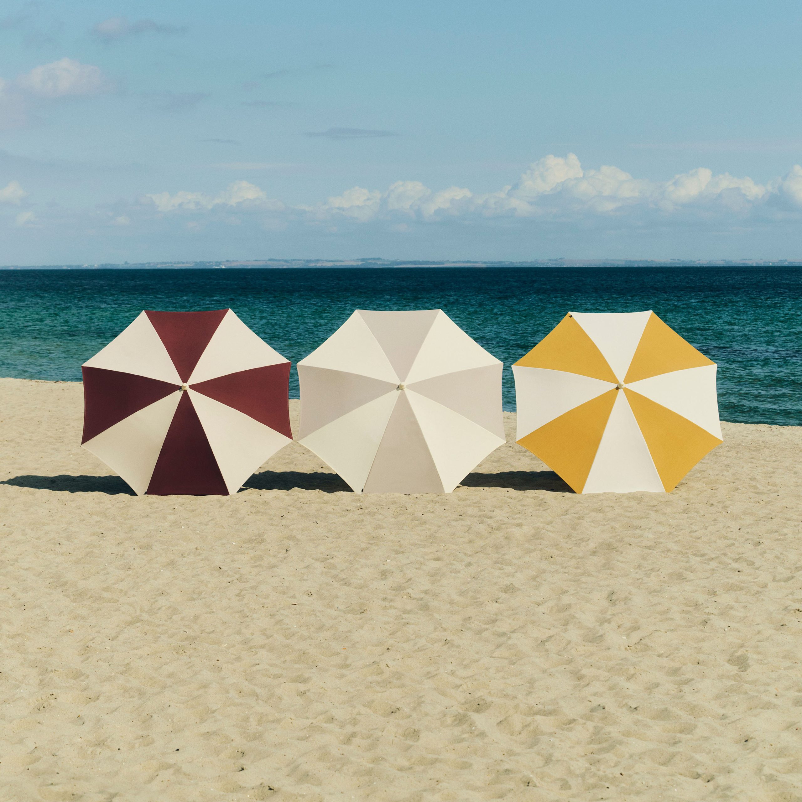 5 ombrelloni di tendenza per la tua terrazza